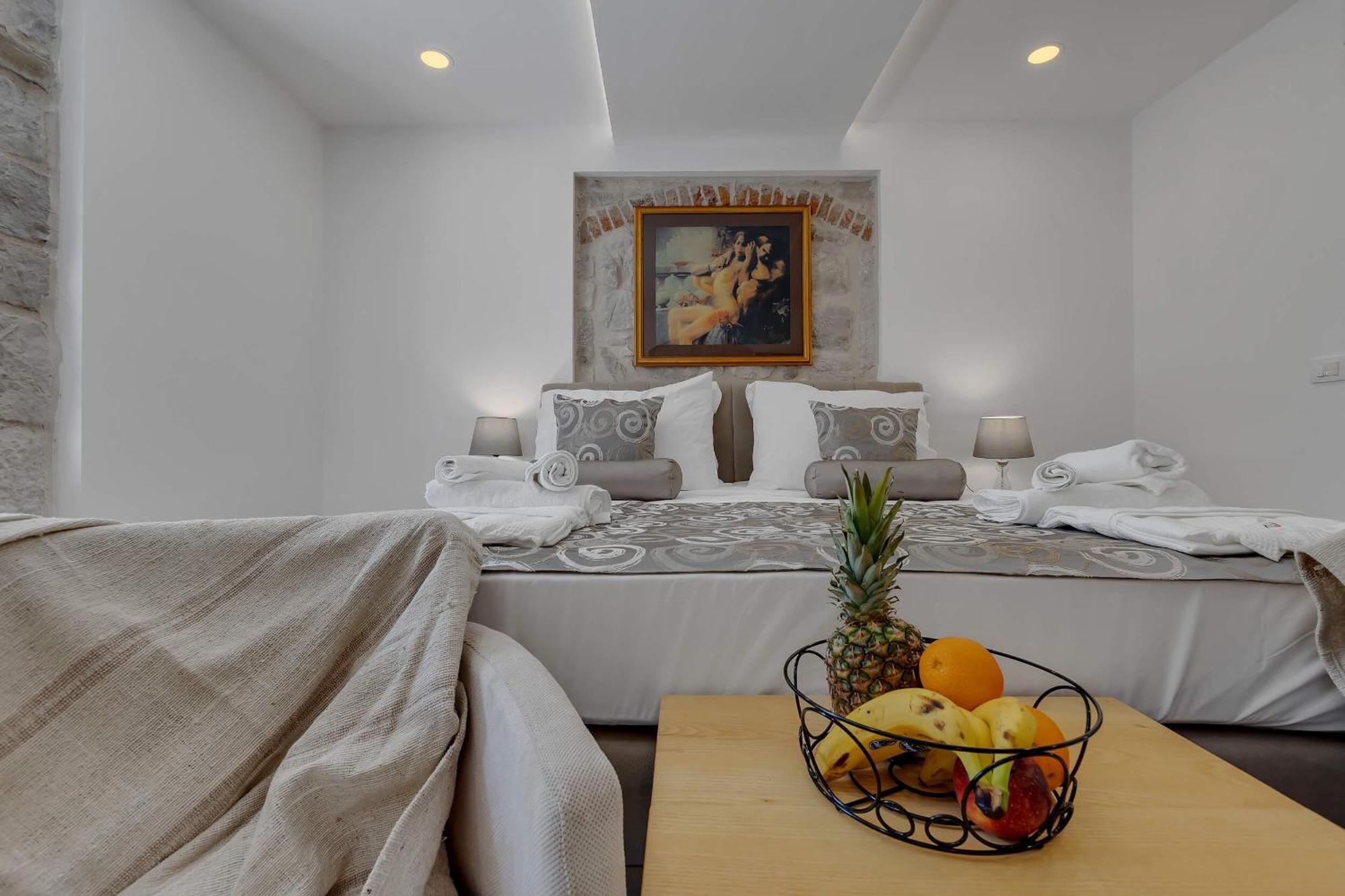 Luxury Rooms Palace B&B Makarska Ngoại thất bức ảnh