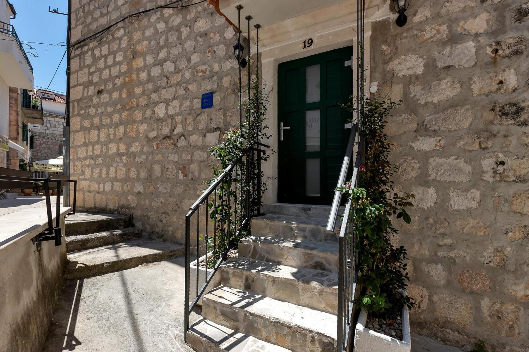 Luxury Rooms Palace B&B Makarska Ngoại thất bức ảnh