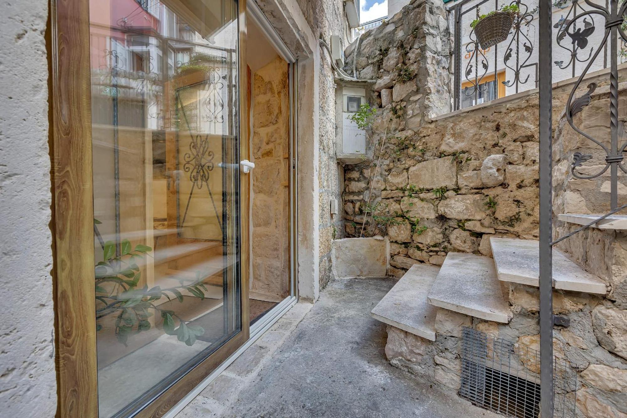 Luxury Rooms Palace B&B Makarska Ngoại thất bức ảnh