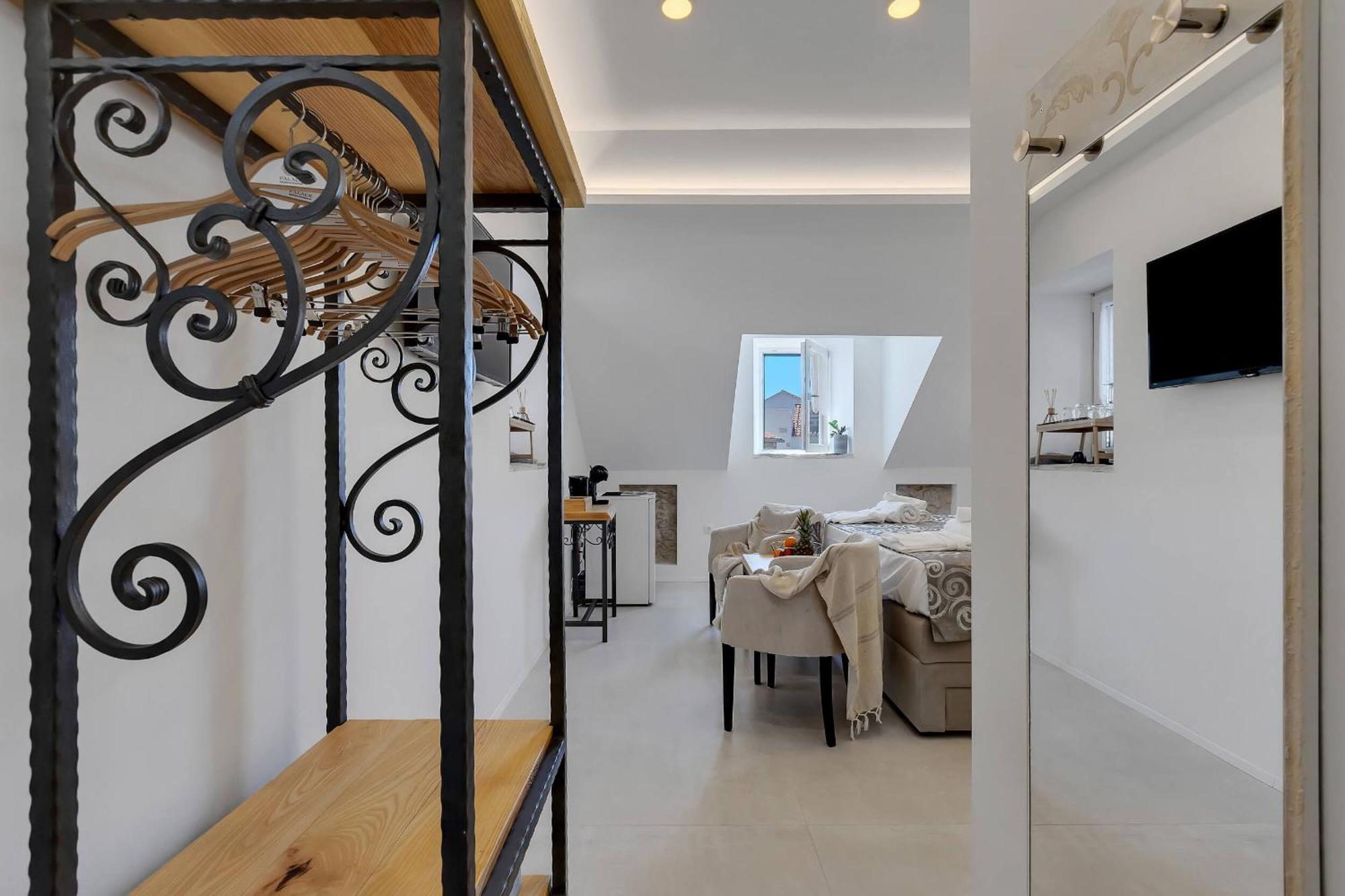 Luxury Rooms Palace B&B Makarska Ngoại thất bức ảnh