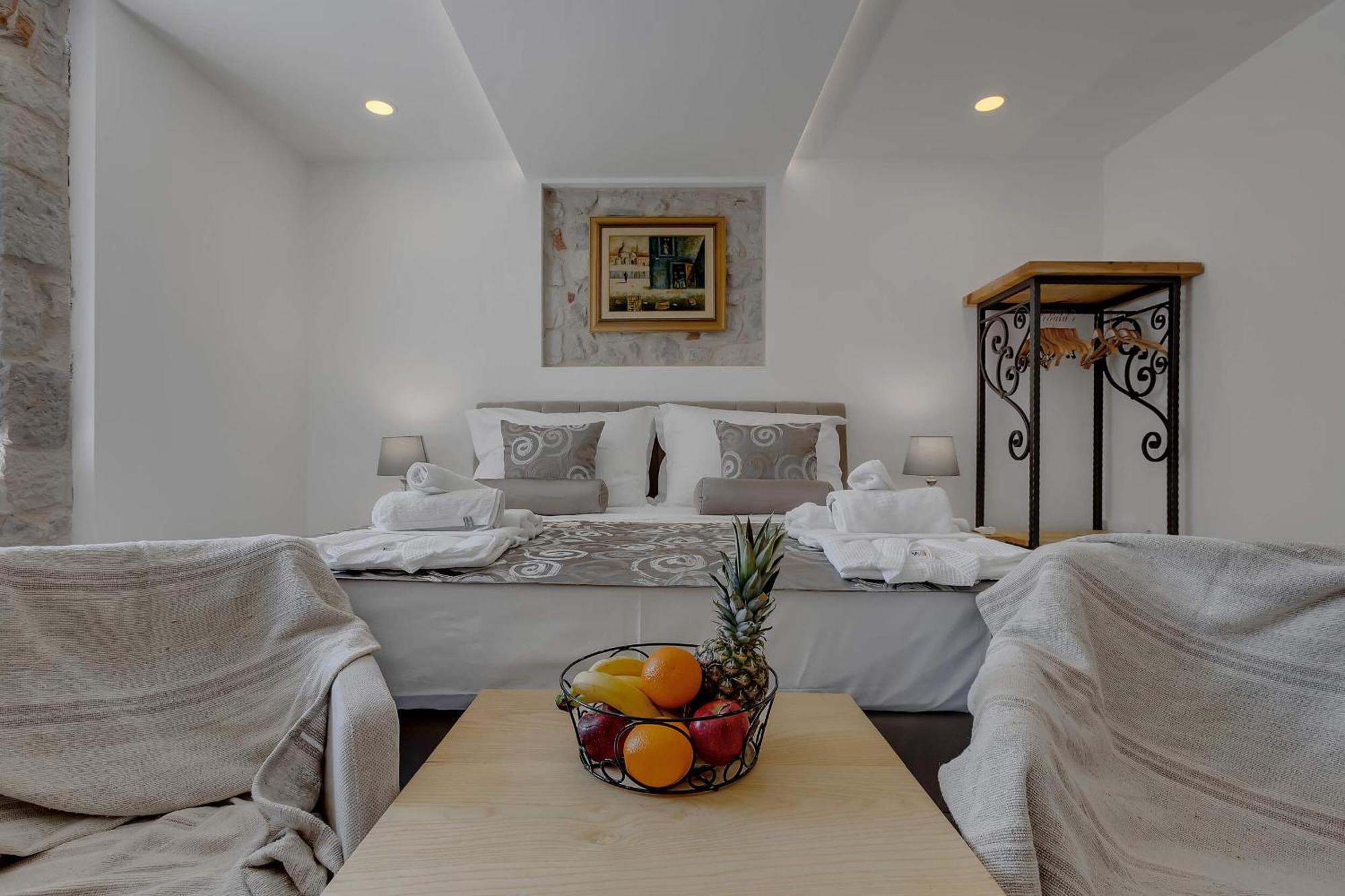 Luxury Rooms Palace B&B Makarska Ngoại thất bức ảnh